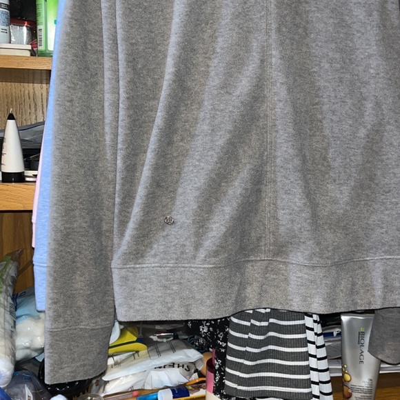NWOT Lululemon go forward Grey fleece pullover sweatshirt perfect condition sz 4 - Picture 6 of 9